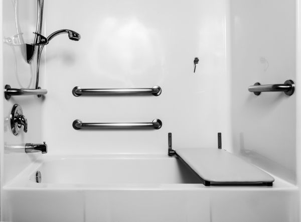 Accessible Tub Installation in Roswell